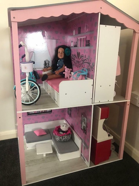 designer friends dolls house